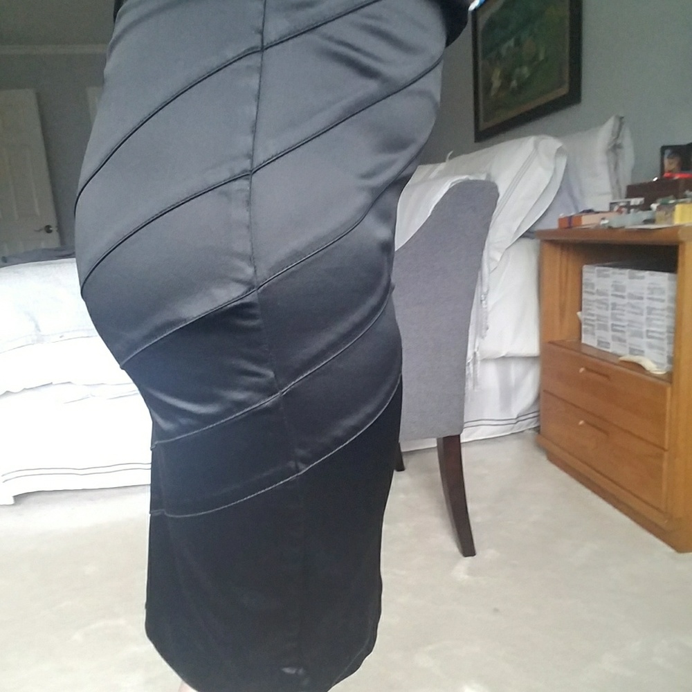 Bebe Black Silk Pencil Skirt